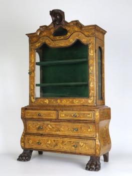 50. Model of a baroque display case 50. Model of a baroque display case